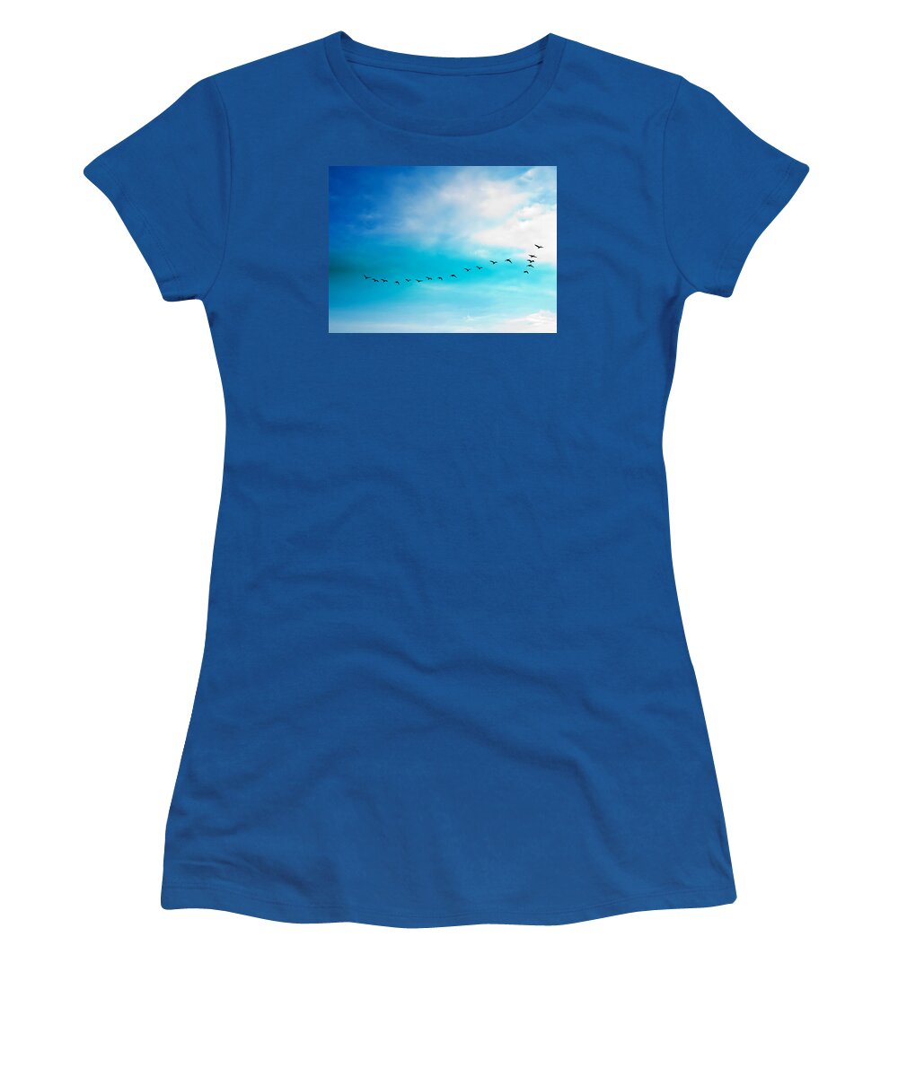 Flying Away - Women's T-Shirt